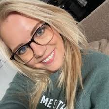 Elizabeth DeVries (liznumber)