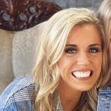 Corinne Antonucci's Instagram, Twitter & Facebook