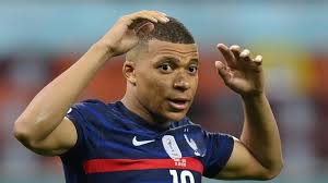Dans la tête de kylian mbappé. Ytwvz6z2wpmbvm