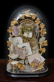 Jour De Brocante Insolites Globes De Mariees Globe De Mariee Antiquites Francaises Cloche En Verre Deco