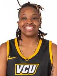 Skye Robinson's Instagram, Twitter & Facebook