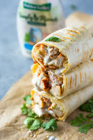 The finished dish looks very appetizing and festive, and the investments in preparation requires minimal. Chicken Ranch Wraps