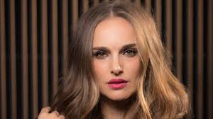 Vote now for your choice! The 25 Hottest Women In The World Updated 2021 Wealthy Gorilla