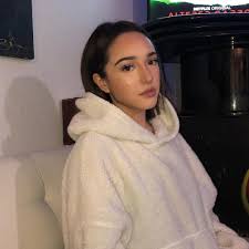 Bianca Marie (TikTok) - Free pics, galleries & more at Babepedia