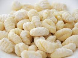 Les Gnocchis De Meme S Les Meilleurs Faits A La Main Et A La Fourchette Fait Maison Gnocchis Gnocchi