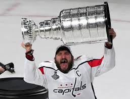 The russia hockey star has found a new muse, and has 'put a ring on it.' Ovechkin S Well Deserved Victory Celebration In 8 Emotional Reaction Shots Article Bardown