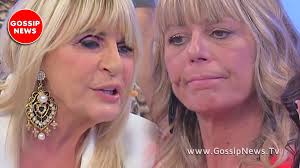 I due si presentarono insieme da ben otto mesi, ma uscirono dal programma separati. Uomini E Donne Trono Over Puntata Di Oggi 9 Gennaio 2020 Gemma Litiga Furiosamente Con Aurora Gossip News