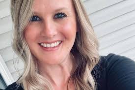 Katie Land's Instagram, Twitter & Facebook