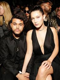 Vogue supermodel bella hadid and starboy crooner the weeknd are reportedly talking again. The Weeknd Gagal Dapatkan Cinta Bella Hadid Kembali Showbiz Liputan6 Com