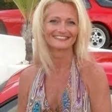 Pamela Tanner's Instagram, Twitter & Facebook