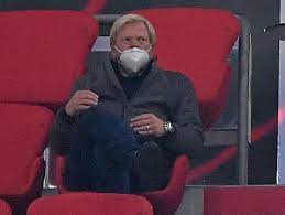 Am meisten aufgewertete spieler im jahr. Supercup Bayern Boss Oliver Kahn Tragt Maske Falsch Mopo De