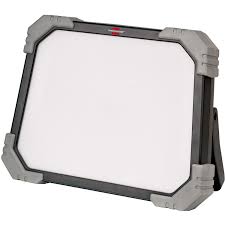 Er ist ausgestattet mit einem magnet und einem standfuss, der auch als. Strahler Kaufen Bei Obi