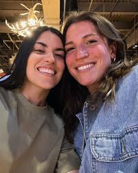 Emma Laberge (@emmalaberge) • Instagram photos and videos