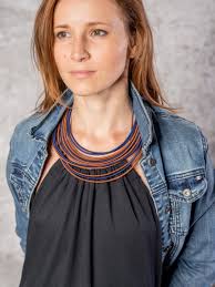 Collar marrón, collar azul, collar beige, collar colorido, collar de tela,  collar de fibra, collar africano, collar llamativo