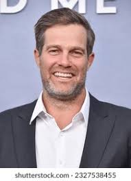 1+ Hundred Entertainment Geoff Stults Royalty-Free Images, Stock Photos &  Pictures