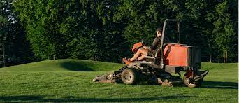 How To Become A Greenkeeper - Salary, Qualifications, Skills & Reviews –  Seek