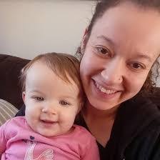 Lauren Benitez's Instagram, Twitter & Facebook