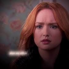 Abby Dickens's Instagram, Twitter & Facebook