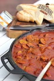 Currywurst Aus Der Petromax Feuerpfanne Currywurst Rezept Currywurst Rezepte