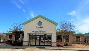 2425 Dave Ward Rd Conway Ar 72034 Daniel Building Loopnet Com