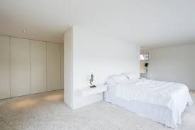 Schlafzimmer komplett kaufen sie günstig auf wohnen.de ⭐ kostenloser versand & retoure ✅ große auswahl ⭐ kauf auf rechnung und raten. Weisses Schlafzimmer Mit Einbauschranken Modern Schlafzimmer Nurnberg Von Lu P Architektur Gmbh Houzz
