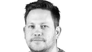 Piscines Desjoyaux, premier de plongée