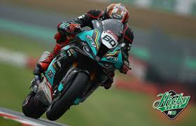 Originally a short grass track for bike racing that took advantage of a natural bowl in the kentish countryside, it was given an asphalt surface and opened for car racing in 1950. Hi1t3lspvscq3m