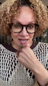 Candice Adams's Instagram, Twitter & Facebook