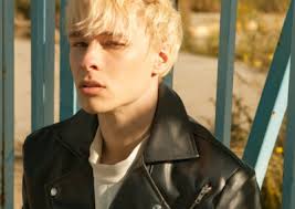 Editorial IRK Magazine Exclusive Stories "NEXT" por Silvio Cassano