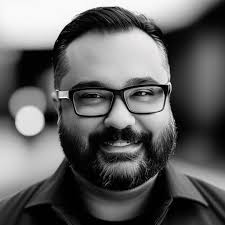 Allen Hull's Instagram, Twitter & Facebook