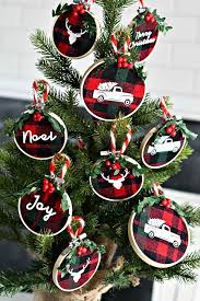 53 diy christmas decorations to turn your home into a winter wonderland. 72 Diy Christmas Ornaments Best Homemade Christmas Tree Ornaments