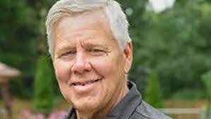 Doug White's Instagram, Twitter & Facebook