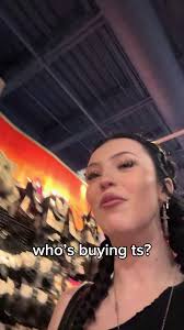 Shayla Rose (@shaylomoney)