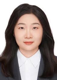 Qingyan Wang's Instagram, Twitter & Facebook