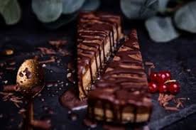 Cofetaria lara sweets din sectorul 5 are o oferta de irezistibila de dulciuri, inclusiv prajituri raw vegane, la preturi fara concurenta. Vegan In Bucuresti Vegan In Romania