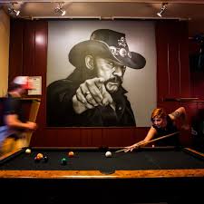 Madame tussauds amsterdam 650 m. St Christopher S Inn The Winston Amsterdam De Wallen Warmoesstraat 129