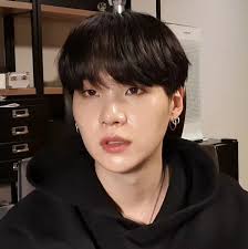 In 2019, hyeri took a turning point to once again consolidate her position as an actress when dynamically acting in tv series and movie industry. Yoongi Vlive Icon Yoongi Bts Yoongi Min Yoongi