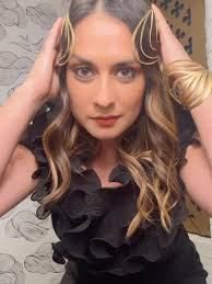 Acabo de tener una época demasiado linda de mi vida, con el corazón y el  alma llena de gratitud y felicidad. , Gracias a la música por formarme y  construir tantas cosas que no imaginé , y conocer ...