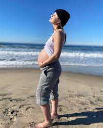 Christopher is the first child for suvari and her third husband, mike hope, following their 2018 wedding. Pregnant Mena Suvari At A Beach Instagram Photo 01 02 2020 In 2021 Beach Instagram Photo Mena Suvari