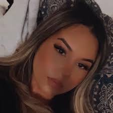 Alexa Warner's Instagram, Twitter & Facebook