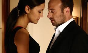 El Amor Entre Sherezade Y Onur Comenzo Por Dinero Las Mil Y Una Noches Telenovela Actrices