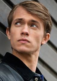 Fan Casting Greg Austin as Henry Zussman in 13 HOURS