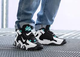 Nike Air Barrage Mid In 2020 Sneakers Fashion Nike Nike Air