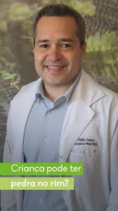 Quais cuidados podem ser tomados para evitar cálculos renais em crianças?  Quem traz esse assunto é o Dr. Pablo, nosso nefropediatra. Vamos juntos!
