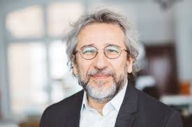 Aral, lüzumlu çağrışım diyerek gazeteci can dündar örneği verdi. Can Dundar Correctiv
