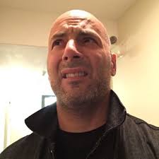 Gee Dee (@nowheremanoman)