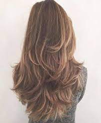Lange Haare Stufenschnitt Hinten Frisuren Pinterest Frauen Haare Gestufter Haarschnitt Haarschnitt Stufenschnitt Lange Haare