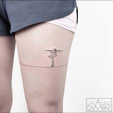 Andrea cerioli è un ragazzo di 31 anni originario di bologna, diventato famoso grazie alla sua la fidanzata di andrea cerioli è arianna cirrincione, scelta dal ragazzo sul trono di uomini e donne. Ahmet Cambaz Il Tatuatore Mito Dei Micro Tattoo Pochi Centimetri Ed E Arte