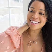 Ellen Rhem's Instagram, Twitter & Facebook