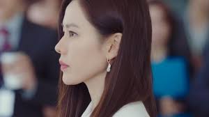 You're bound to be proven wrong as soon as the intro clip rolls in. Earrings Worn By Yoon Se Ri Son Ye Jin In Crash Landing On You Episode 10 Spotern